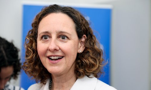 Obuljen Koržinek: Neugodno je da se Bojan Ivošević raspituje u korist svog oca