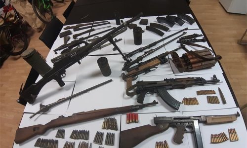 Pogledajte kakav je arsenal oružja policija zaplijenila kraj Bjelovara