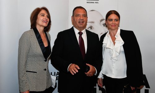 Vili Beroš i supruga nisu propustili ni ovu premijeru u HNK