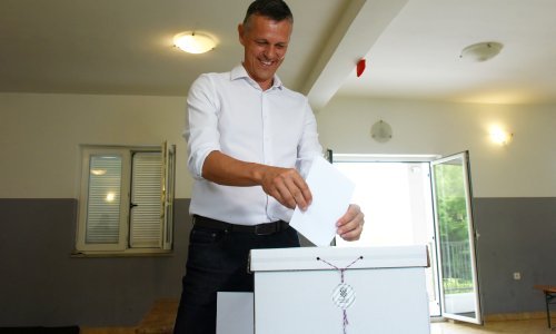 Flego: Valja još pričekati, to su samo izlazne ankete