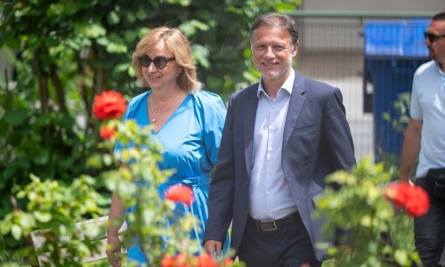 Sonja Jandroković u elegantnom stajlingu nije prošla neprimijećeno