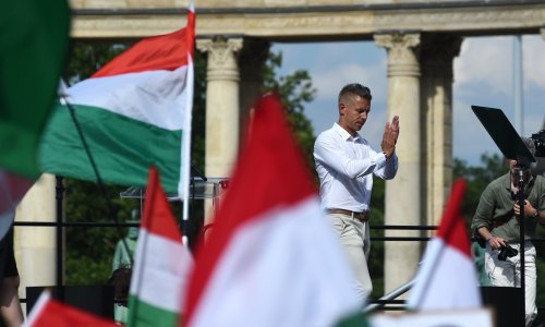 'Skrivate se iza suknji': Je li 'mađarski Penava' Orbanov dželat?