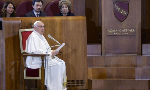 Papa ponovio vulgarnu riječ za LGBT osobe