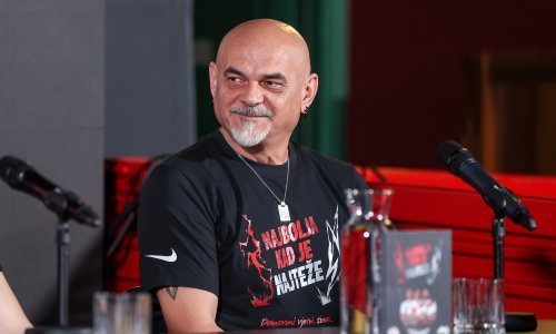 Frontmen Opće opasnosti o novoj himni: 'Samo neka se pjeva, a naši neka pobijede'