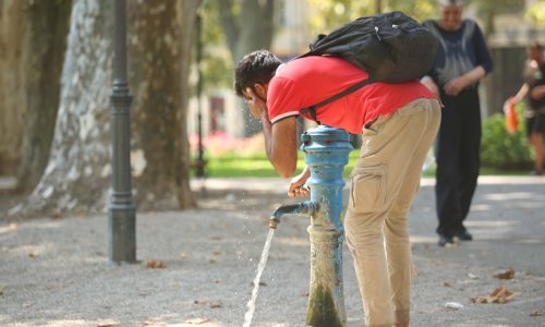 Prvi ovogodišnji toplinski val: Za ove regije izdano je crveno upozorenje