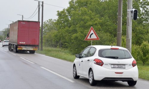Imaju li prometne kamere na hrvatskim cestama blic?