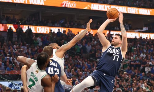 Dallas razbio Boston s čak 38 koševa razlike te izborio petu utakmicu finala