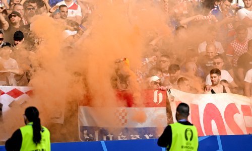 Sjajnu atmosferu na tribinama pokvarila skupina navijača, rekord je pao u drugi plan