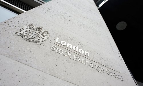 Londonska burza ponovo na vrhu, parišku pogodio ekstremni val rasprodaja