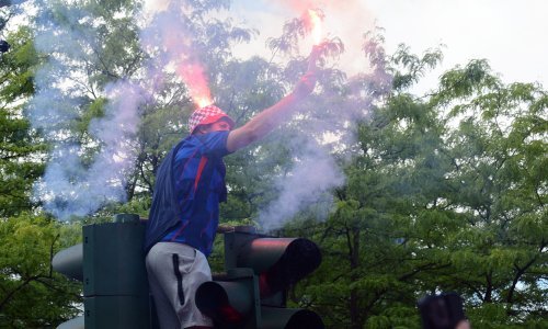 Ludnica u Hamburgu: Navijanje je neke odvelo i na semafor