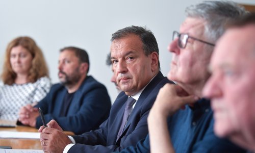 Beroš otkrio kako je došlo do legionele od koje je na Rebru preminulo troje pacijenata
