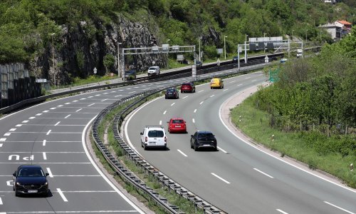 Predmet na A6 između Oštrovice i Grobnika, vozi se uz ograničenje brzine