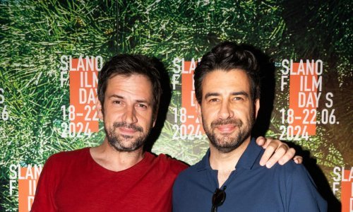 Oskarovci stigli u Slano: Među gostima su pažnju privukla dva najšarmantnija glumca u regiji