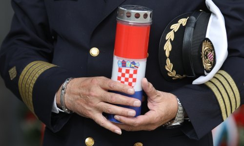 Polaganjem vijenaca počelo obilježavanje Dana antifašističke borbe