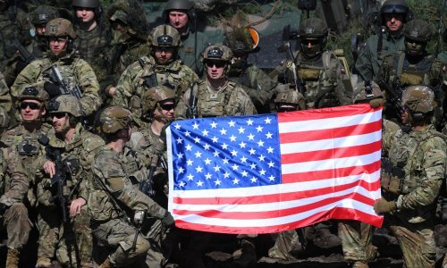 Amerikanci razmišljaju o uvođenju obaveznog vojnog roka, a uključivao bi i žene