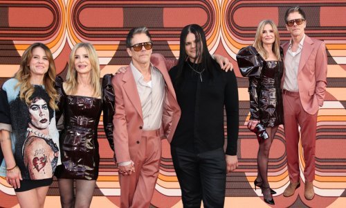 Njihov brak ruši sve predrasude: Kyra Sedgwick i Kevin Bacon u rijetkom izlasku s djecom