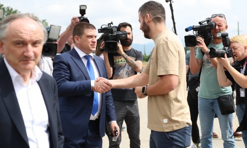 Pogledajte tko je sve došao na Rimčevo predstavljanje samovozećih taksija