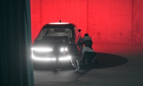 Rimac na prezentaciji aplikacijom pozvao samovozeći taksi. Nije došao. Dvaput