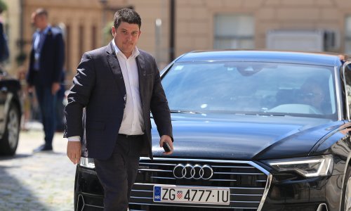 Butković: Zorane, tebi je država ko jukebox, a kako te krenulo, mogao bi opet izvisiti