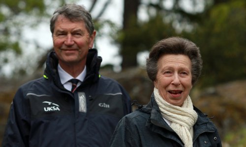 Princeza Anne još uvijek u bolnici: 'Polako se oporavlja'