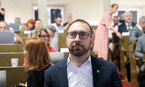 Tomašević se oglasio o požaru na Jakuševcu: 'Najbitnije je da je brzo ugašen'