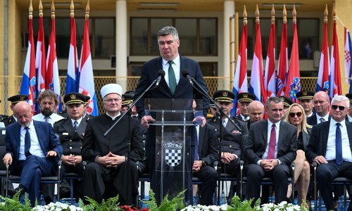 Milanović o obveznom vojnom roku: Prvo pronaći odgovore na niz pitanja