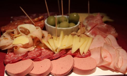 Alarm zbog ultraprerađene hrane: Stižu upozorenja poput onih na cigaretama?