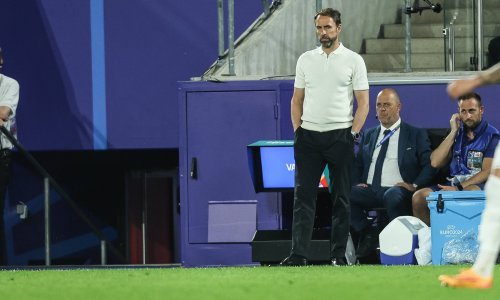 Engleski navijači i mediji bacili su izbornika Southgatea u trnje; ovo je njegova priča