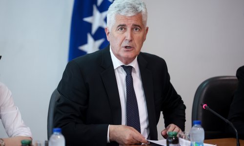 U zadnji čas spriječen razlaz vladajuće koalicije u BiH