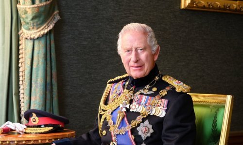 Palača je objavila novi portret kralja Charlesa: Fotografija je snimljena prije teške dijagnoze