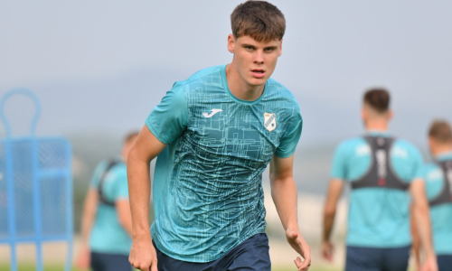 Rijeka se Pažaninom Kitinom kiti! Tek mu je 17 godina...