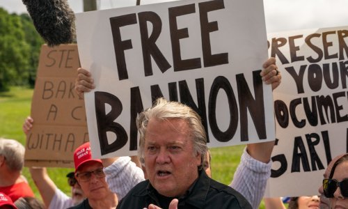Steve Bannon stigao u zatvor: Ja sam politički zatvorenik