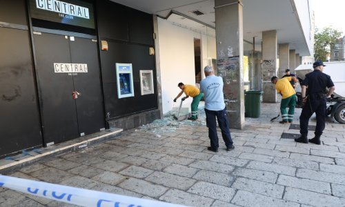 Prsnula staklena stijenka: Iz bolnice se oglasili o 24 ozlijeđenih