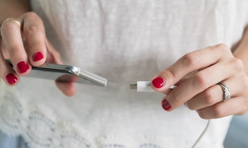 Imate li ovaj punjač kod kuće? Povlači se iz prodaje zbog rizika od požara