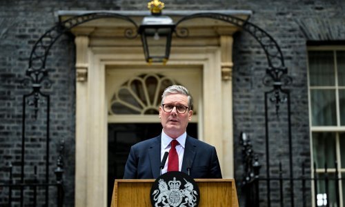 Starmer: Dogovor Velike Britanije i Ruande o migranatima 'mrtav i pokopan'