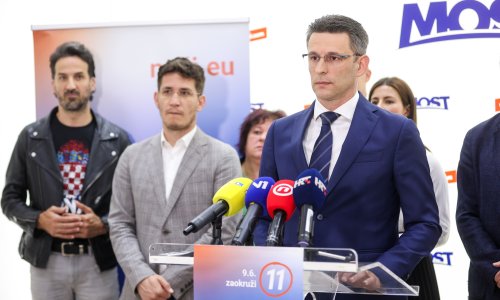 Most o Rodnim studijima: Opasnost za opstanak civilizacije i našeg naroda