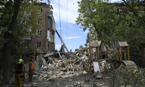 Rusi udarali po Kijevu, a ukrajinski dronovi izazvali požar u ruskom Rostovu