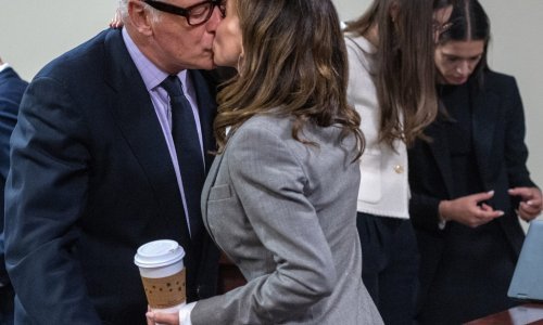 Alec Baldwin ljubio suprugu u suzama: Konačno je stigla presuda za ubojstvo