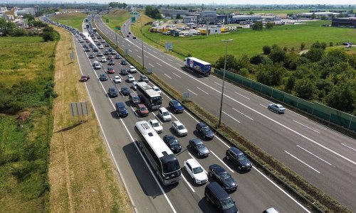 Kolona na Lučkom u smjeru mora već je duga 10 kilometara