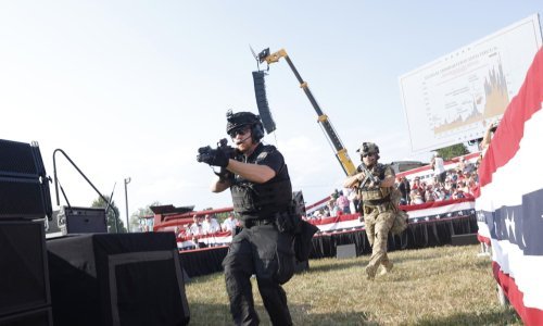 FBI identificirao napadača na Trumpa, ima 20 godina