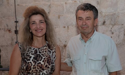 Omiljeni glumac iz 'Kumova' u izlasku sa suprugom: Promijenio se otkako smo ga gledali u seriji