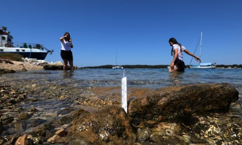Pogledajte temperaturu mora u Puli u 14 sati: Mjere se rekordni Celziji