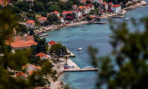 U moru kod Korčule utopio se muškarac: Zaronio i više nije isplivao