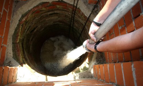 Bez vode na plus 36: Ovi Slavonci nemaju ni vodovoda, a bunari su im presušili