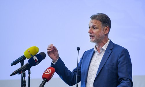 Jandroković čestitao Dan pobjede: 'Zadaća je sviju njegovati sjećanje na Oluju'