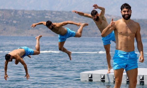 Uživa u morskim vratolomijama: Joško Gvardiol uhvaćen na plaži u Novigradu