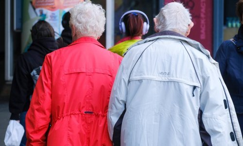Analitičar izračunao koliko bi rasle mirovine da je usklađivanje sada: Evo što prognoze pokazuju