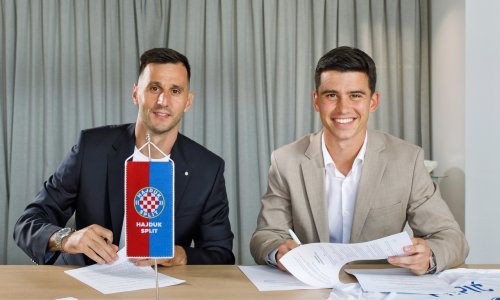Hajduk slaže momčad za budućnost; talentirani klinac potpisao novi ugovor