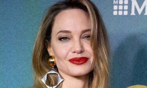 Angelina Jolie planirala vlastito ubojstvo; njezin jeziv plan nije se svidio plaćenom ubojici