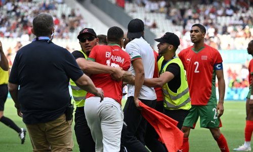 Skandal na startu nogometnog turnira, razjareni Marokanci utrčali na teren...